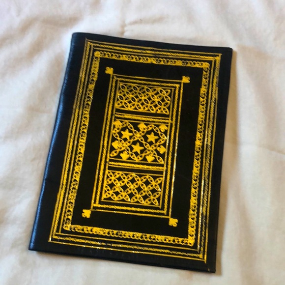 Leather Bible / book cover Italian made in antiquity style 10” x 8” gold leaf - Picture 1 of 10